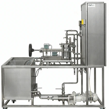 Impianto pilota con filtro pressa per laboratorio di ingegneria chimica utilizzato per lo studio dei processi di filtrazione industriale a pressione costante e portata costante