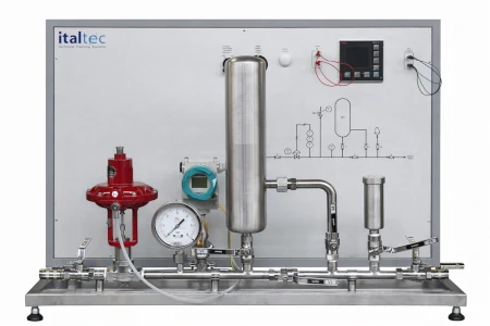 Banco didattico per il controllo di pressione con trasmettitore di pressione, valvola pneumatica e software SCADA per esercitazioni di controllo di processo industriale.